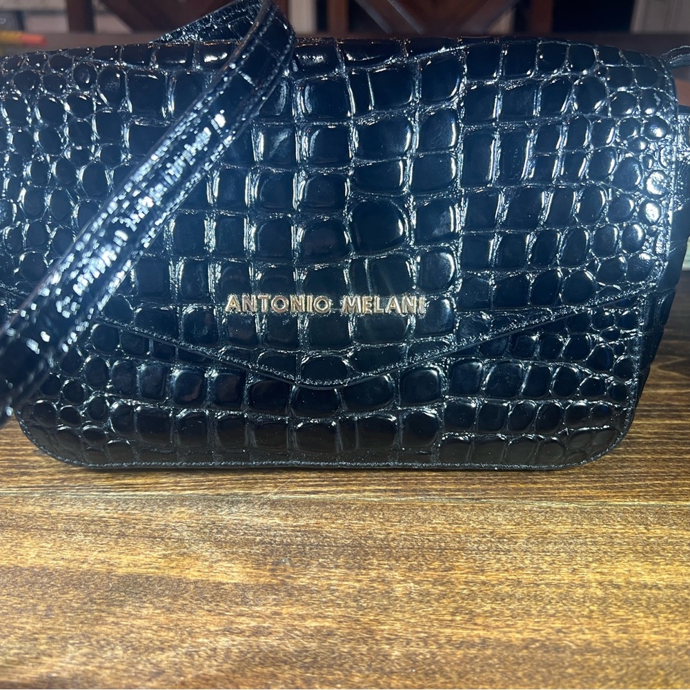 ANTONIO MELANI Leather Black Croc-Embossed Crossbody Bag